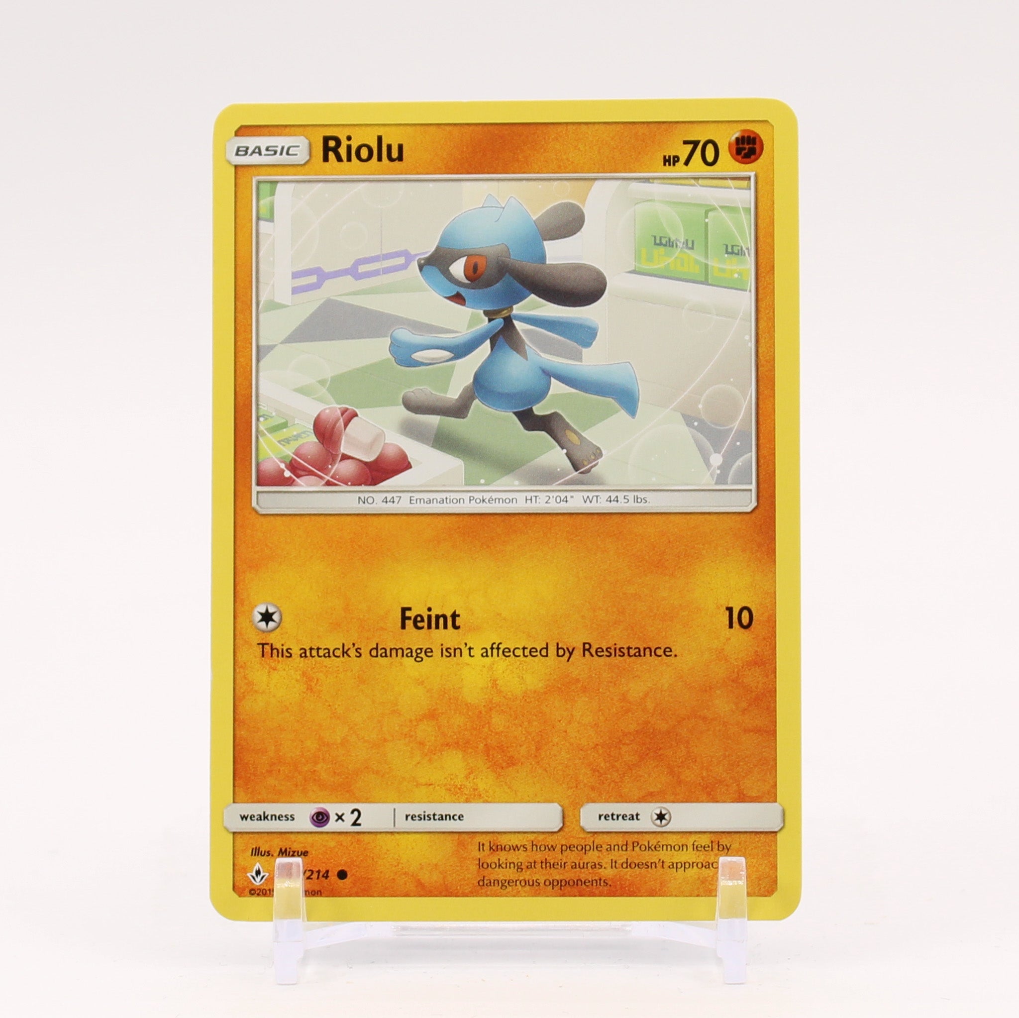 Riolu - 102/214 Unbroken Bonds Pokemon - NM/MINT